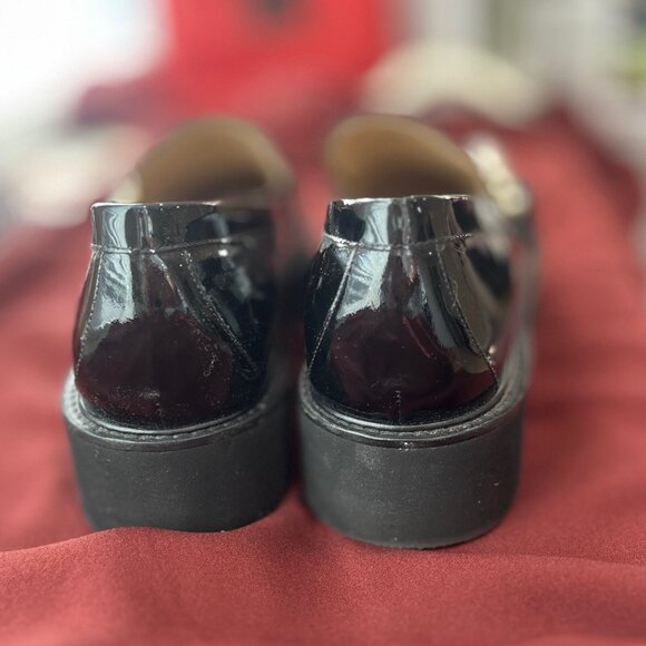 Pearl Buckle Platform Loafer - Stuart Weitzman - Picture 4 of 6